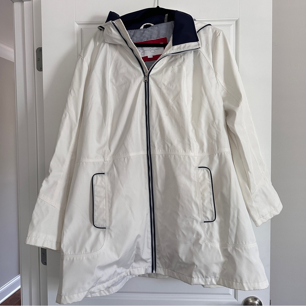 Jessica Simpson white coat